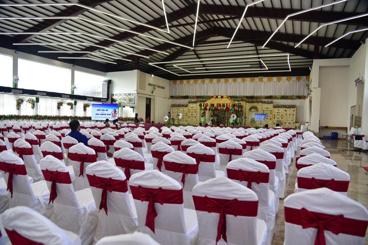 Vistar Pavithra Vivaha Convention Hall Jigani Exteriör bild