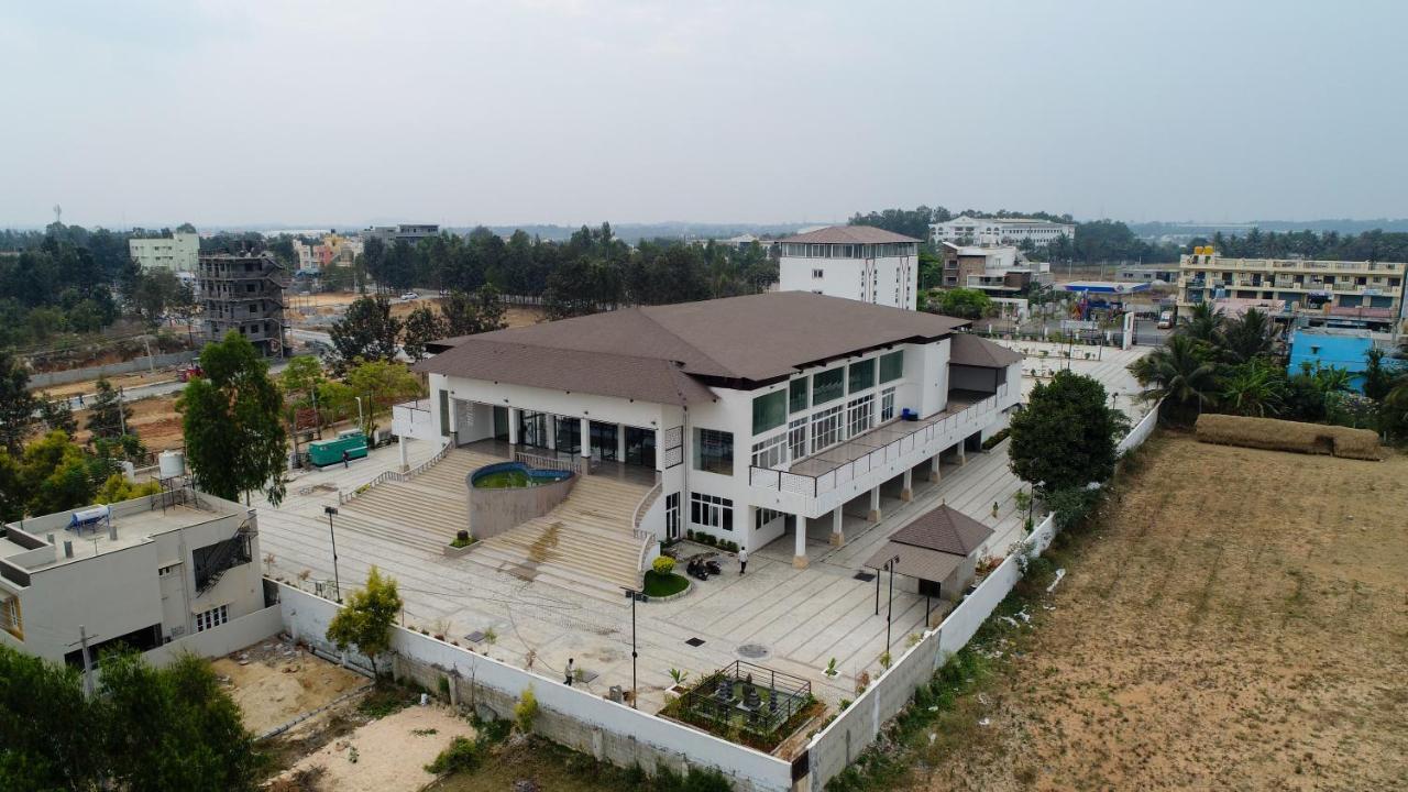 Vistar Pavithra Vivaha Convention Hall Jigani Exteriör bild